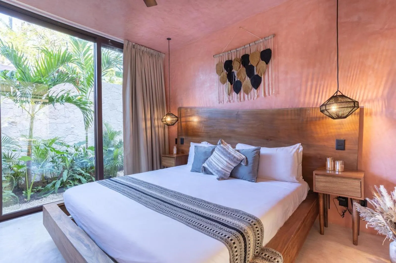 Primrose Jungle Paradise Villa, 3Brd, Island Shower, 2 Private Pools, Gourmet Dining & 24Hr Security Tulum
